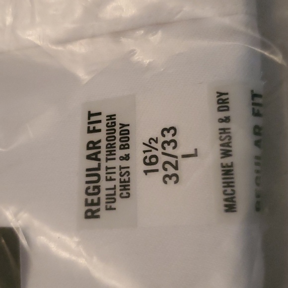 Van Heusen Dress Shirt wrinkle free stretch - Picture 2 of 5